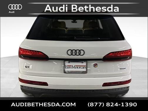 2026 Audi Q7 45 Premium Plus