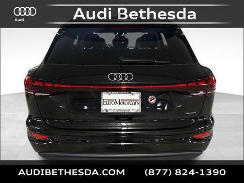 2025 Audi Q6 e-tron Premium Plus quattro