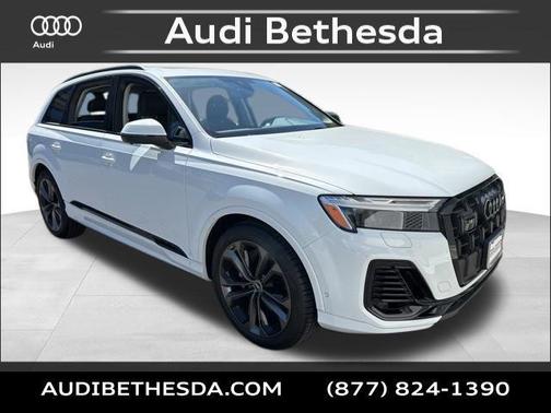 Glacier White Metallic 2026 Audi Q7 55 Premium Plus
