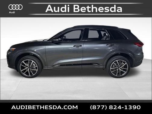 Daytona Gray 2026 Audi Q5 Premium Plus TFSI quattro S tronic