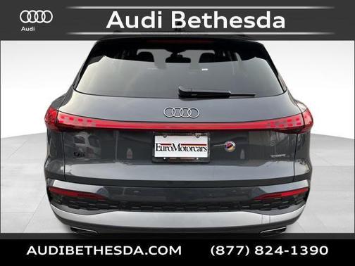 2025 Audi Q5 Premium TFSI quattro S tronic