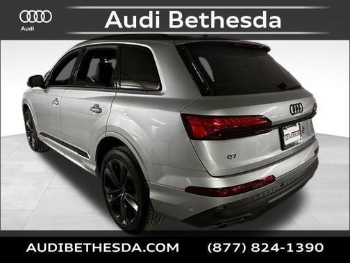 2025 Audi Q7 55 Premium Plus