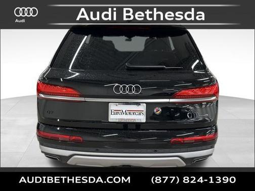 2025 Audi Q7 55 Premium Plus