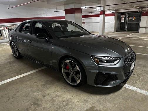 2022 Audi A4 45 S line Premium Plus