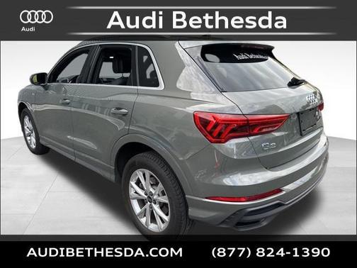 2024 Audi Q3 45 S line Premium Plus