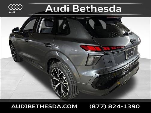 Daytona Gray Pearl Effect 2026 Audi Q3 TFSI quattro S tronic