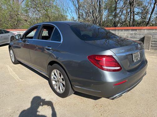 2017 Mercedes-Benz E-Class 4MATIC