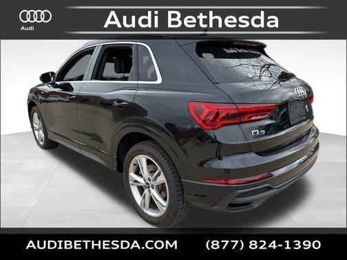 2024 Audi Q3 Premium 45 TFSI S line quattro Tiptronic