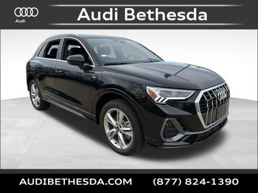 2024 Audi Q3 Premium 45 TFSI S line quattro Tiptronic