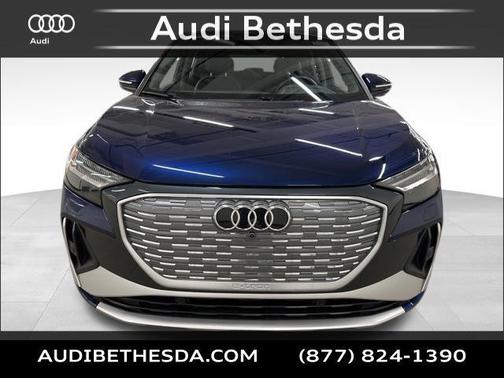 Navarra Blue Metallic 2023 Audi Q4 e-tron Prestige 50 quattro