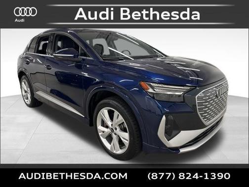 Navarra Blue Metallic 2023 Audi Q4 e-tron Prestige 50 quattro