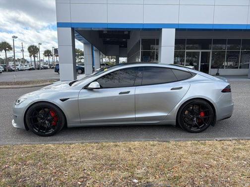 2024 Tesla Model S Plaid