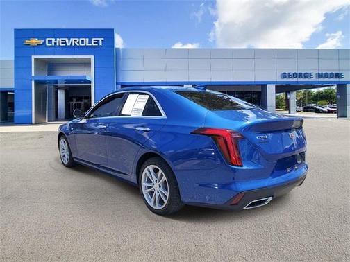2022 Cadillac CT4 Luxury