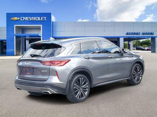 2022 INFINITI QX50 LUXE
