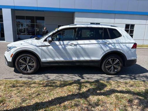 2024 Volkswagen Tiguan 2.0T Wolfsburg Edition