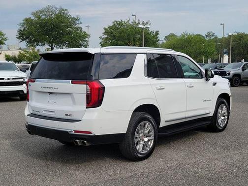 Summit White 2025 GMC Yukon Denali