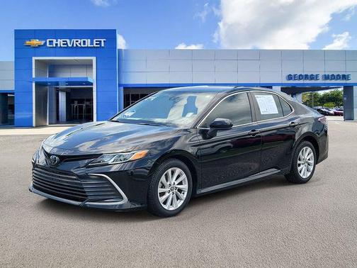 Midnight Black Metallic 2022 Toyota Camry LE