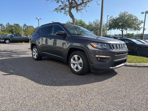 Granite Crystal Metallic Clearcoat 2020 Jeep Compass Latitude