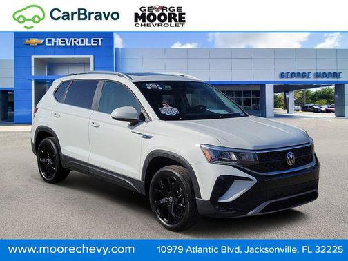 2024 Volkswagen Taos 1.5T SE