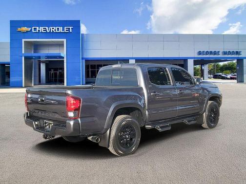 2022 Toyota Tacoma SR5