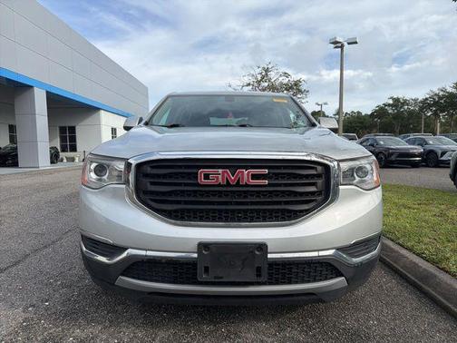2017 GMC Acadia SLE-1