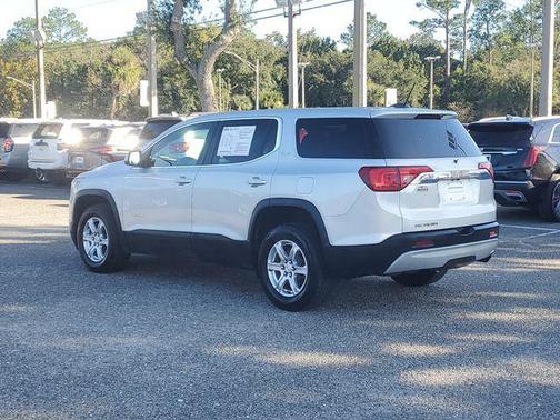 2017 GMC Acadia SLE-1
