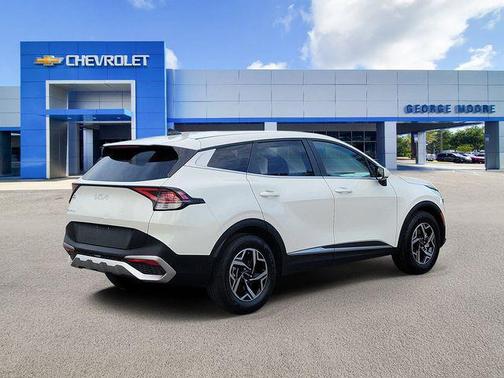 2024 Kia Sportage LX