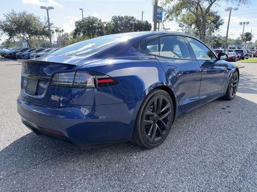 2022 Tesla Model S Plaid
