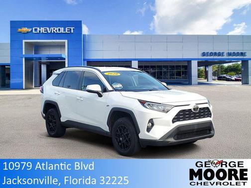 2020 Toyota RAV4 XLE