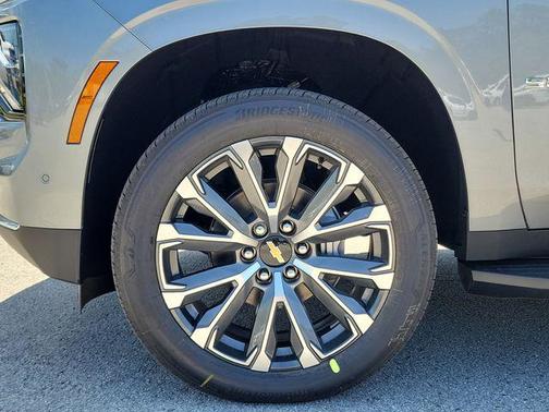 Sterling Gray Metallic 2026 Chevrolet Suburban High Country, 4WD