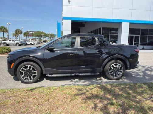 Phantom Black 2025 Hyundai SANTA CRUZ Limited