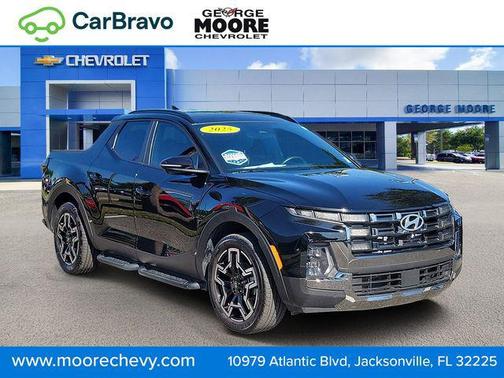 Phantom Black 2025 Hyundai SANTA CRUZ Limited