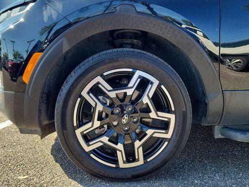 Phantom Black 2025 Hyundai SANTA CRUZ Limited