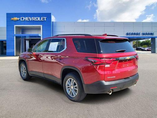 Radiant Red Tintcoat 2023 Chevrolet Traverse LT Cloth