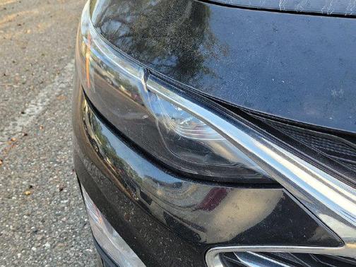 Mosaic Black Metallic 2025 Chevrolet Malibu FWD 1LT