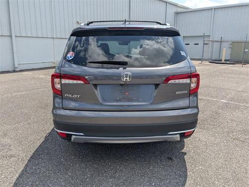 2021 Honda Pilot Touring 8-Passenger