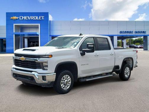 Summit White 2025 Chevrolet Silverado 2500 LT