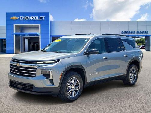 Sterling Gray Metallic 2025 Chevrolet Traverse LT