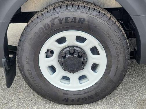 2025 Chevrolet BrightDrop 400 400