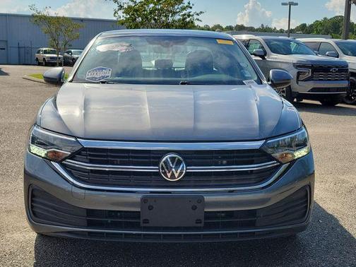 Pyrite Silver Metallic 2024 Volkswagen Jetta 1.5T SE