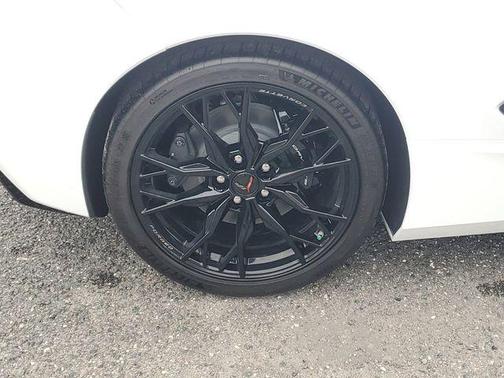 2025 Chevrolet Corvette Stingray w/1LT