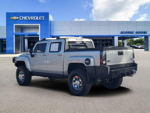 2010 Hummer H3T Alpha