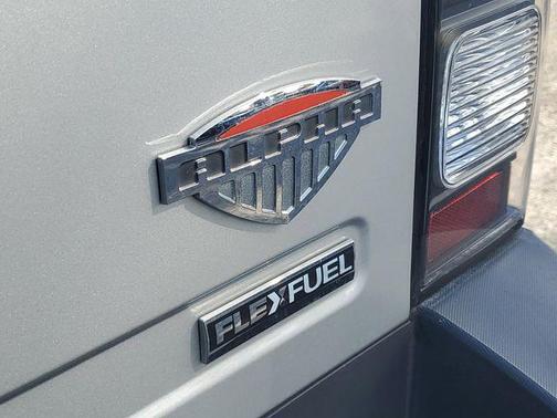 2010 Hummer H3T Alpha