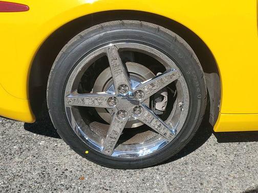 2005 Chevrolet Corvette Base