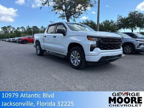Summit White 2022 Chevrolet Silverado 1500 Custom