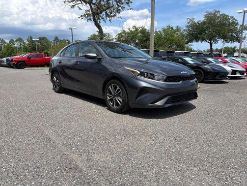 Gravity Gray 2024 Kia Forte LXS