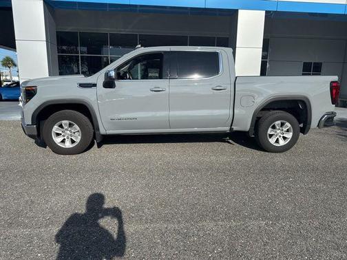2024 GMC Sierra 1500 SLE