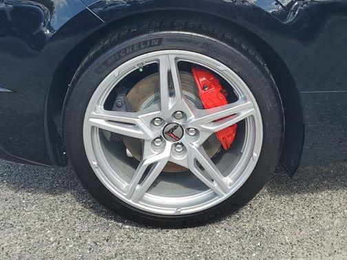 2025 Chevrolet Corvette Stingray w/2LT