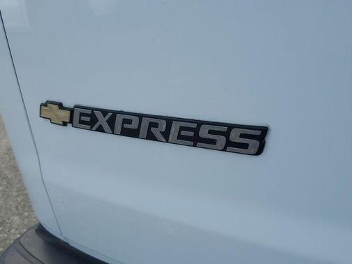 2023 Chevrolet Express 2500 RWD 2500 Regular Wheelbase WT