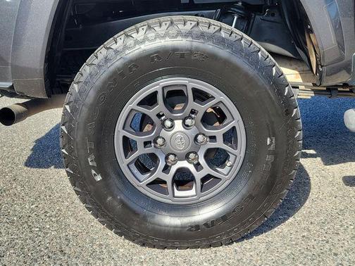 2018 Toyota Tacoma SR5